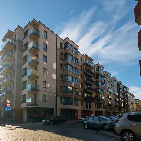 Апартаменты Zajezdnia 2-bedroom Вроцлав