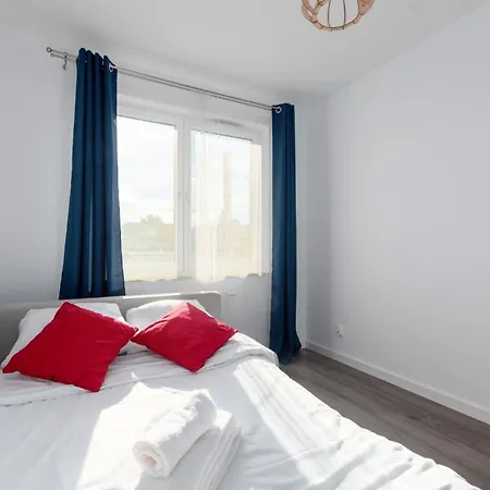 Апартаменты Zajezdnia 2-bedroom Вроцлав